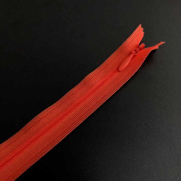 Zíper Invisível Fixo YKK - 20 cm 